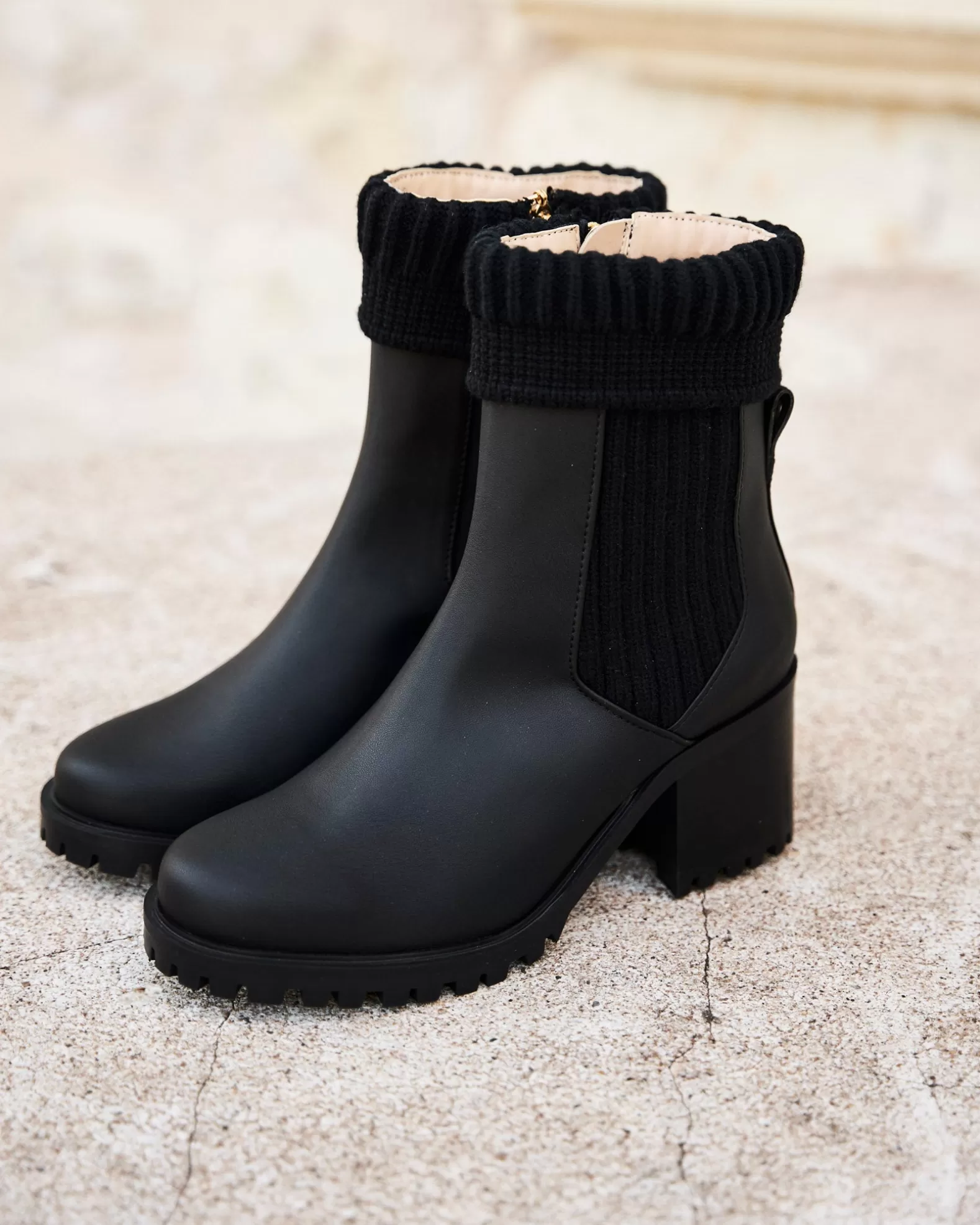 Minuit sur Terre Zodiaque Noir< Heeled Boots